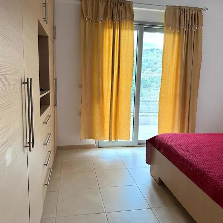 Valentina Holiday home Gjashte